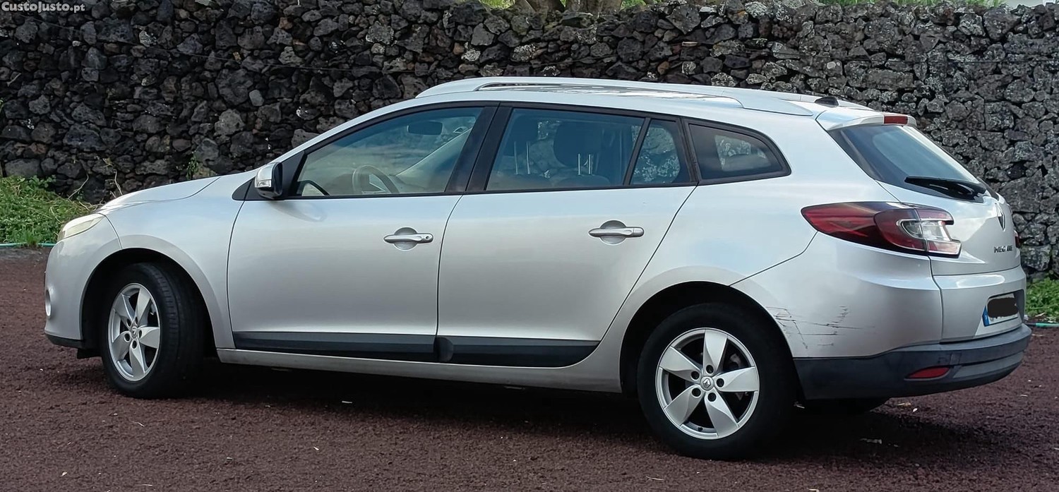 Renault Mégane III — fotografia 9
