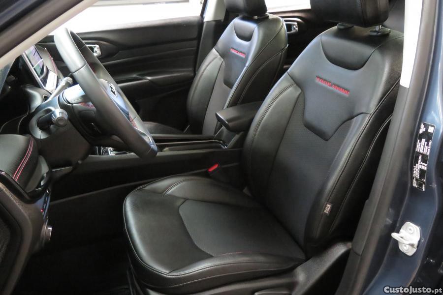 Jeep Compass 1.3 TG Trailhawk — fotografia 22