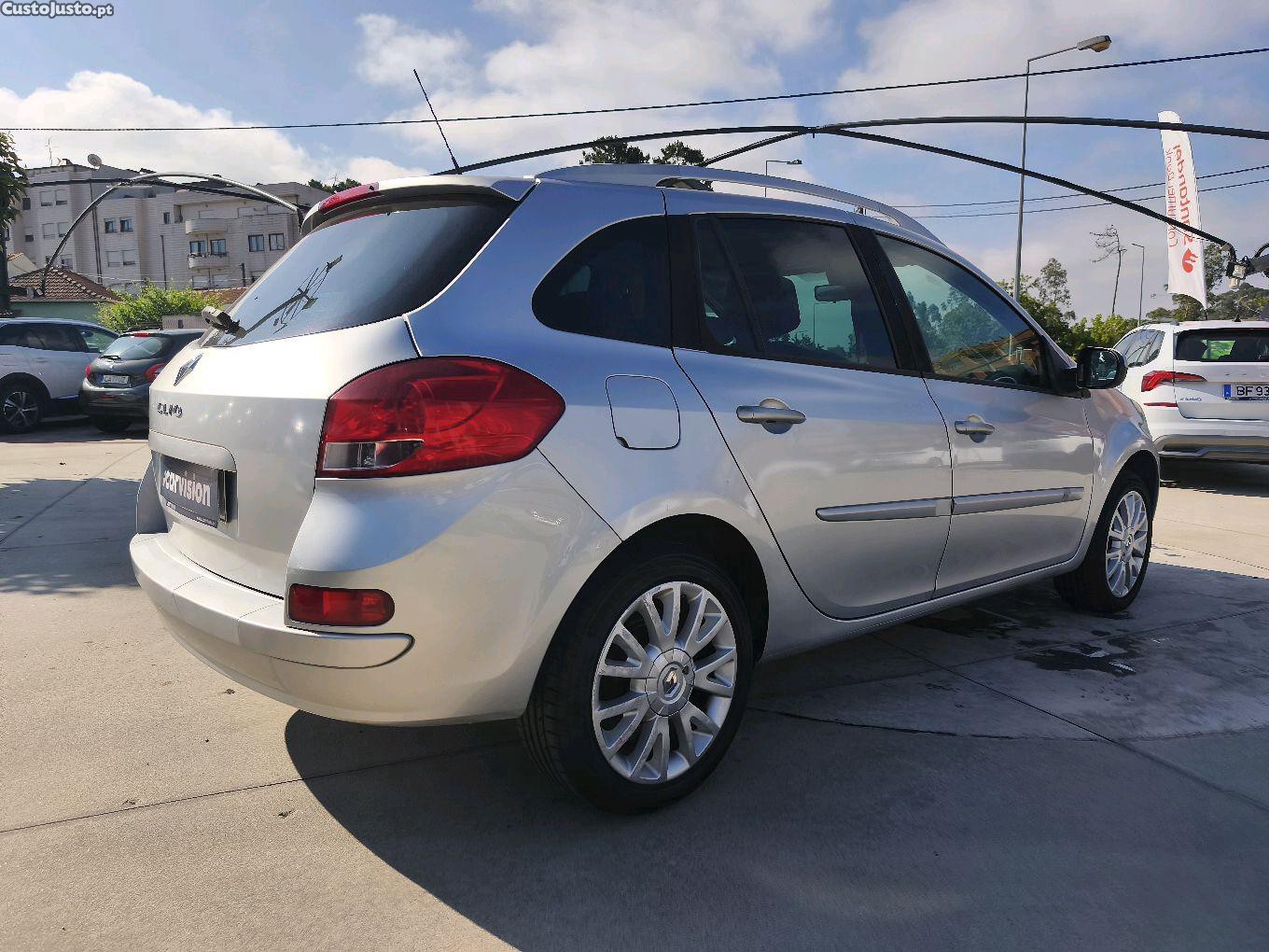 Renault Clio 1.2 SW Dinâmic S — fotografia 6