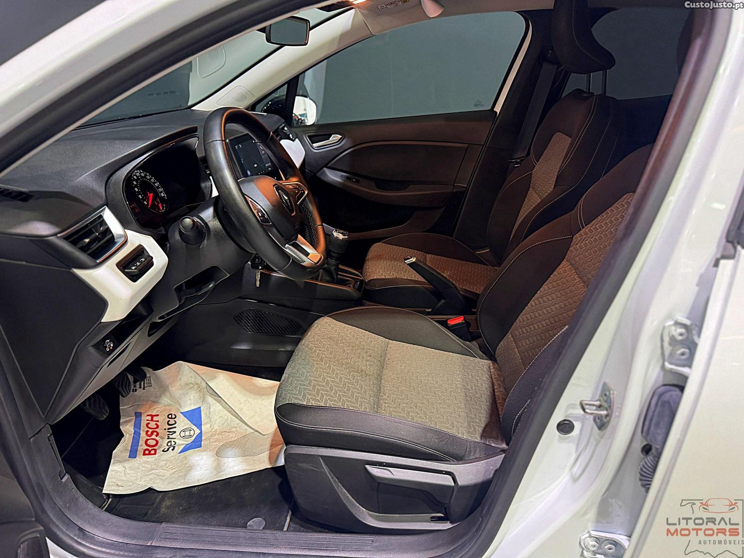 Renault Clio 1.0 TCe Evolution Bi-Fuel — fotografia 12
