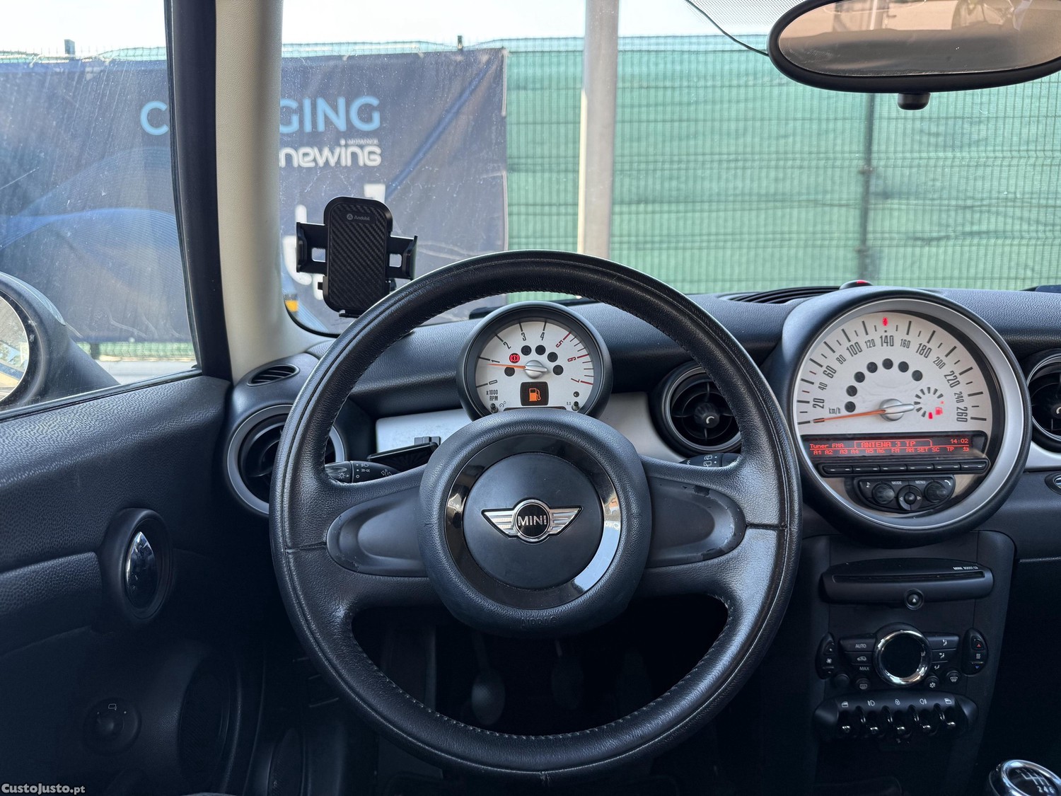 MINI Cooper 1.6 D — fotografia 4