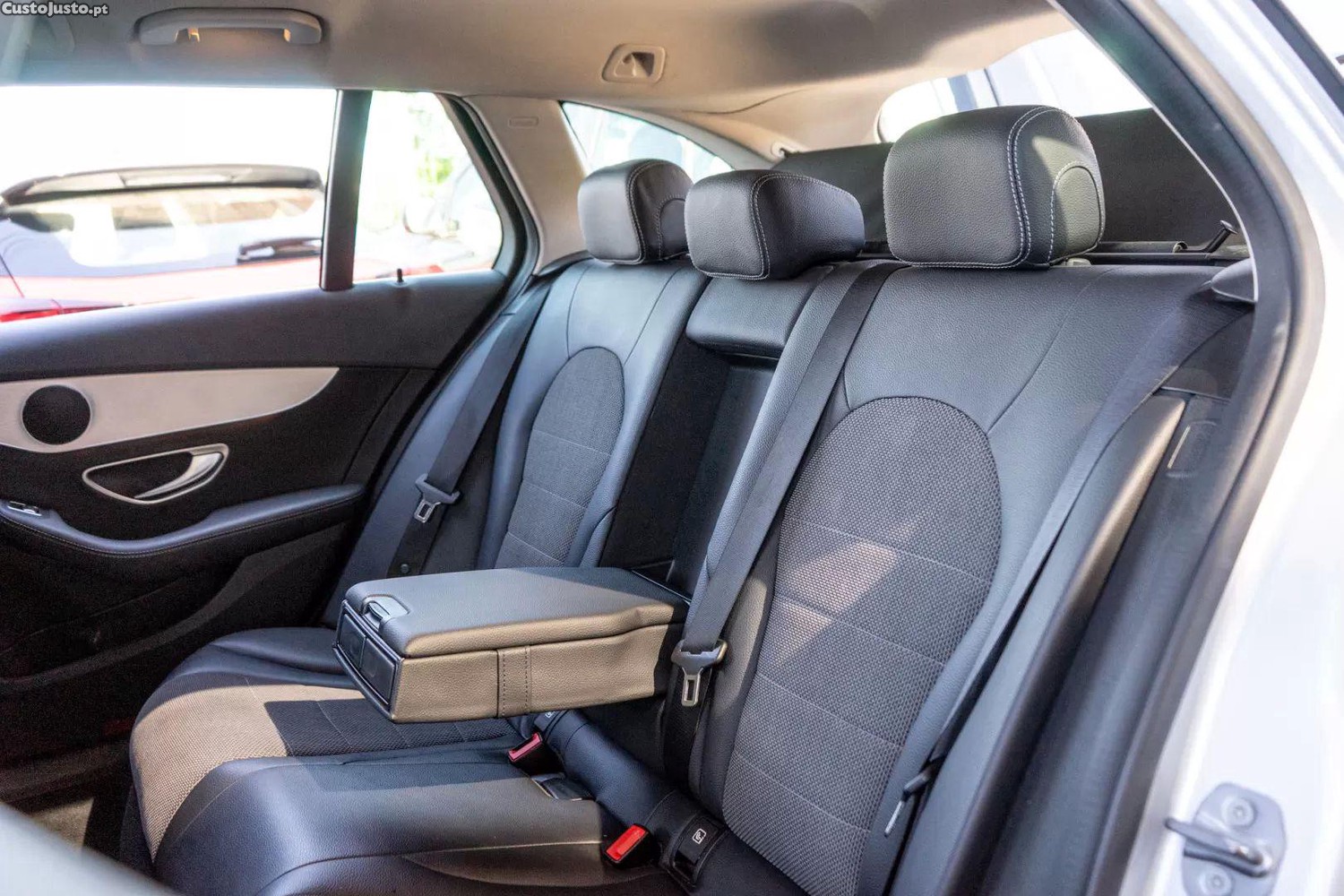 Mercedes-Benz C 200 D station 9g-tronic — fotografia 4