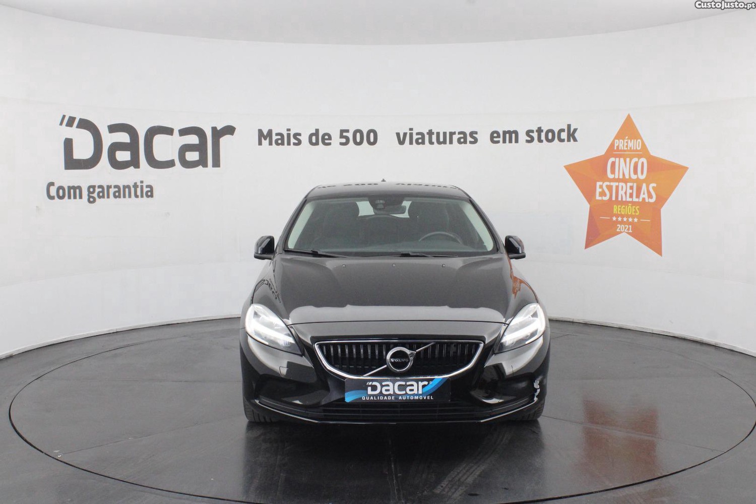 Volvo V40 D3 2.0 - 19 foto 2