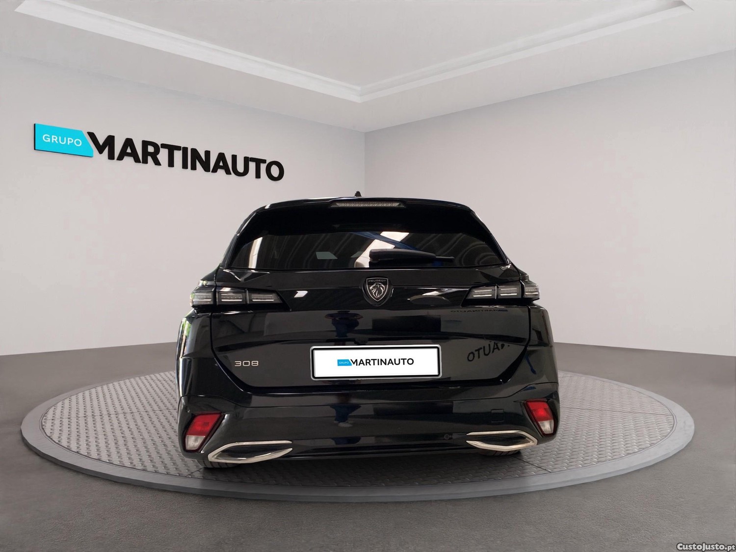 Peugeot 308 SW 1.2 PureTech Allure EAT8 — fotografia 17