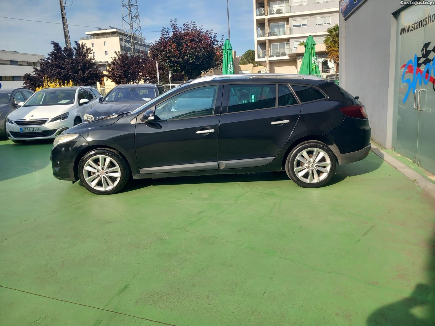 Renault Mégane Sport Tourer 1.5 dCi Confort SS — fotografia 16
