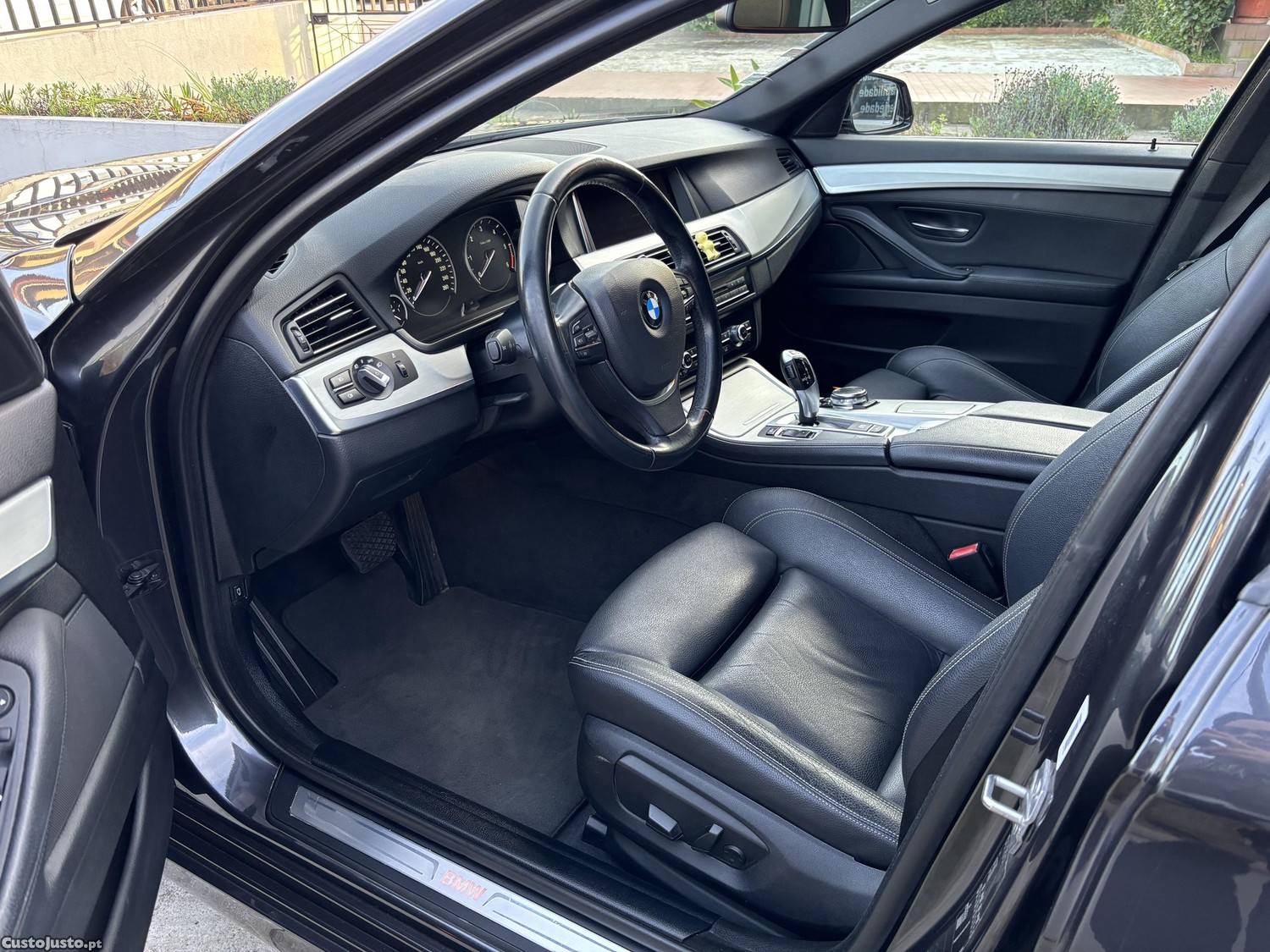 BMW 520 D Touring 190cv Line Luxury — fotografia 7