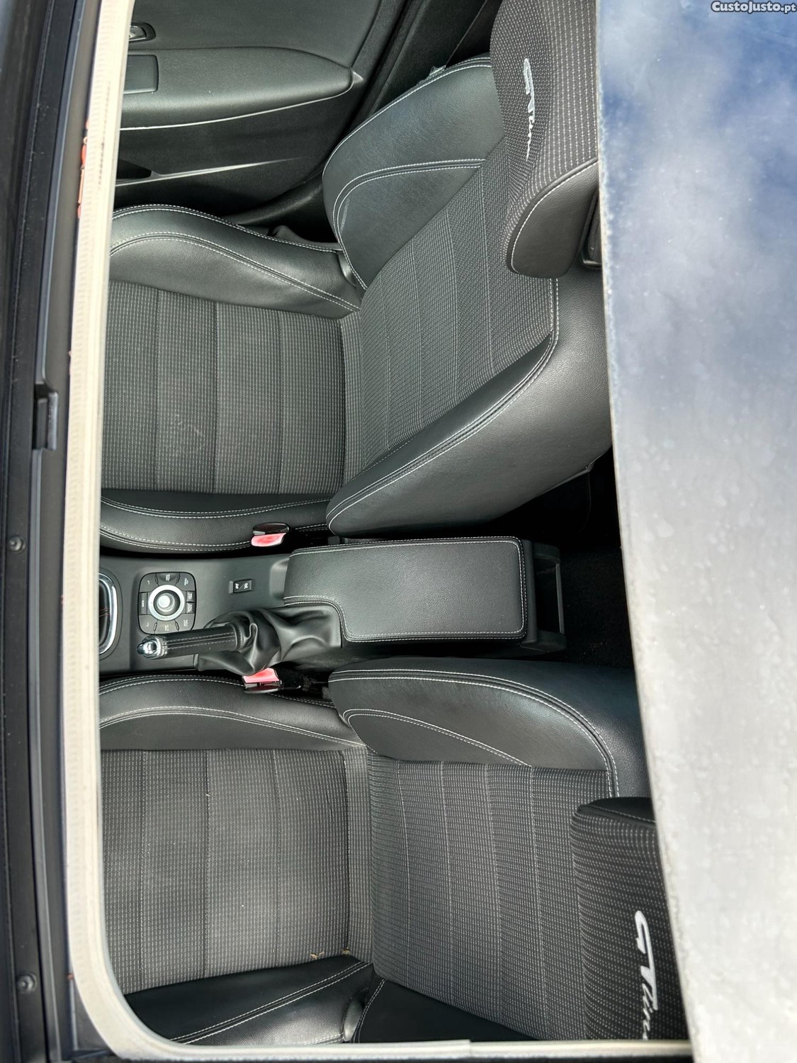 Renault Mégane GT Line — fotografia 3