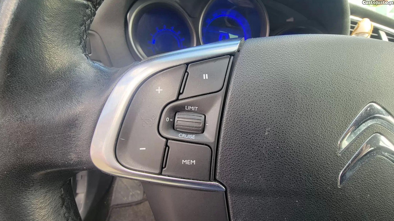 Citroën C4 1.6 bluehdi live — fotografia 10
