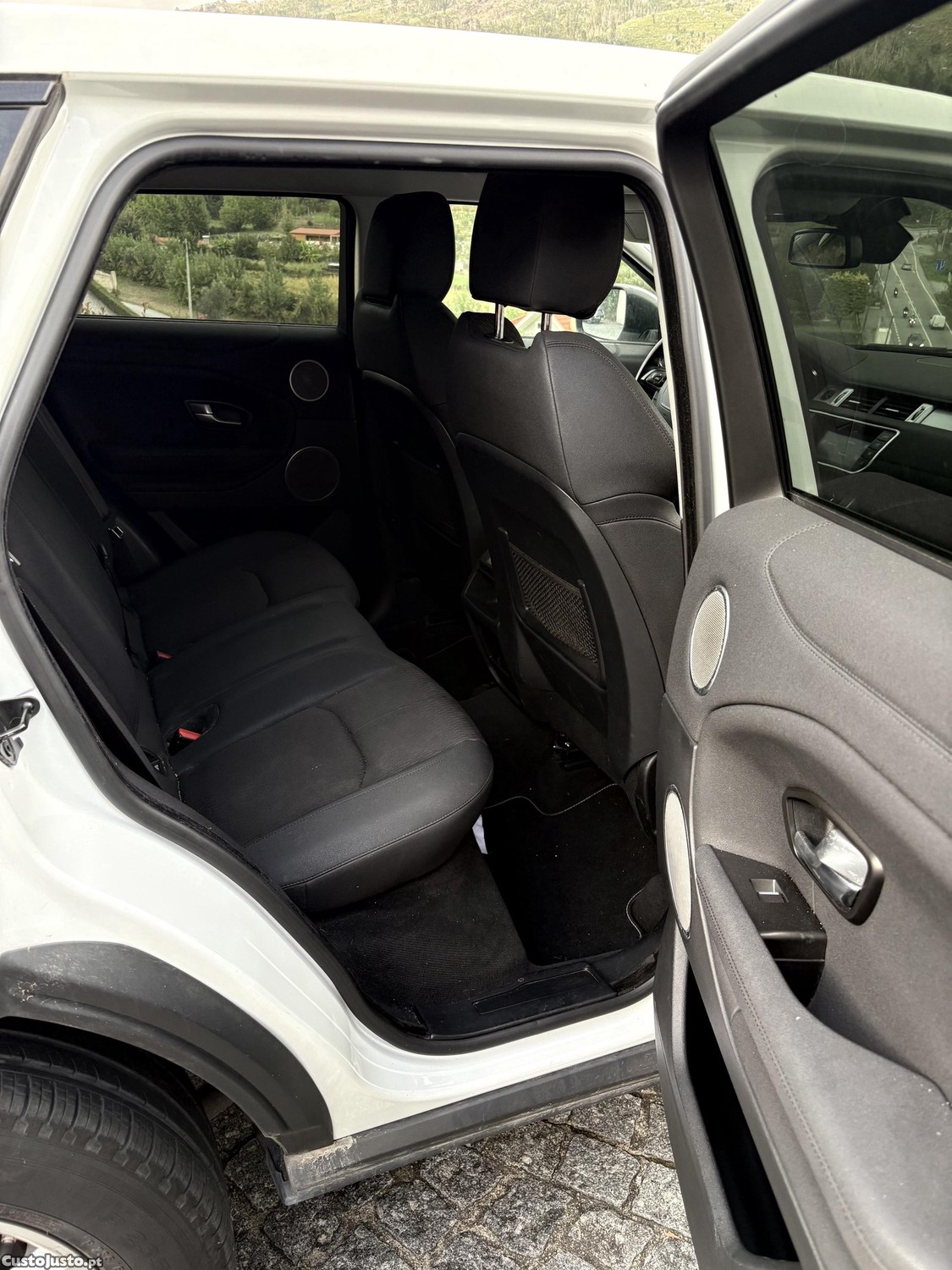Land Rover Evoque 2.0 Td4 Pure  - 17 — photo 4