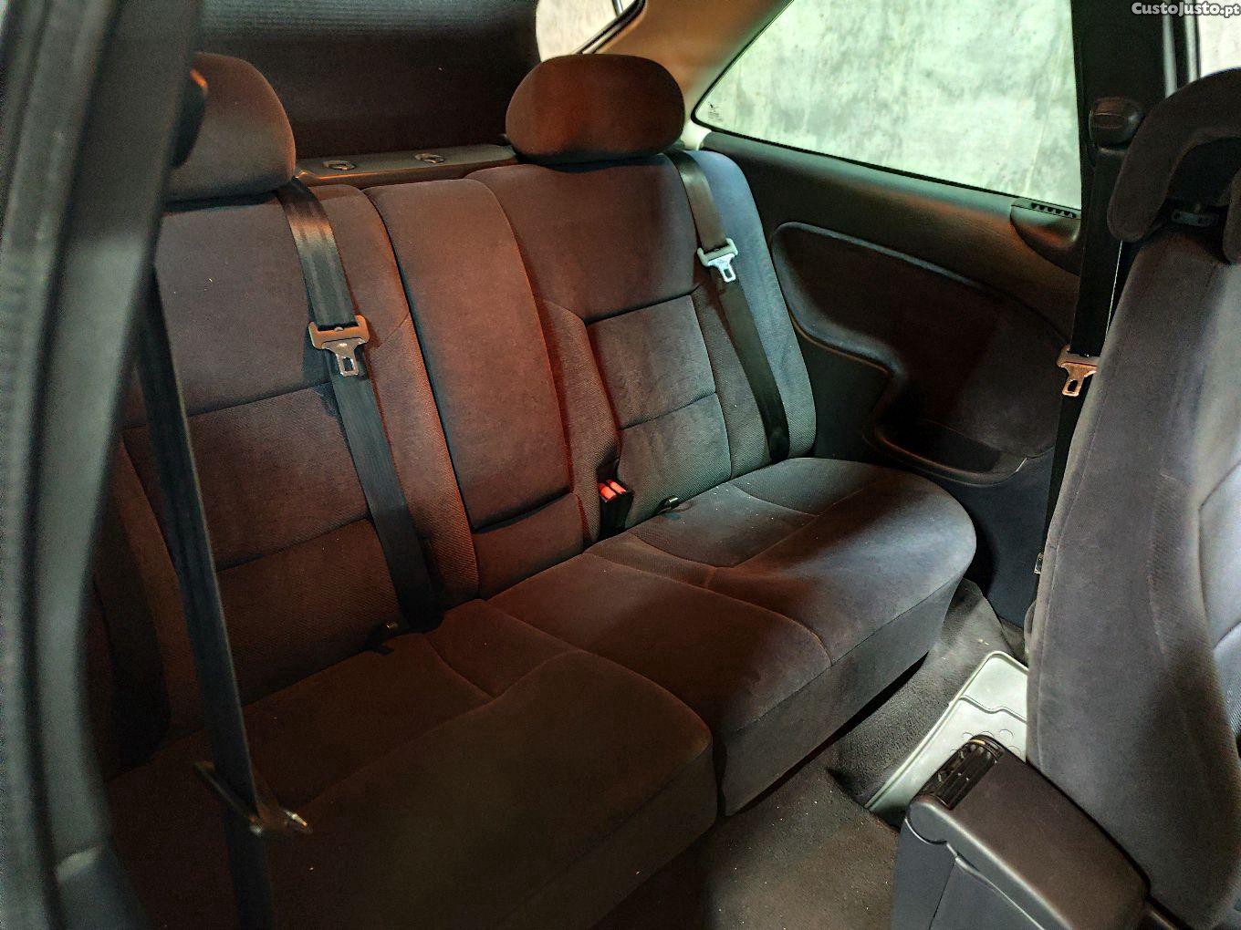 Saab 900 SE Coupe — fotografia 2