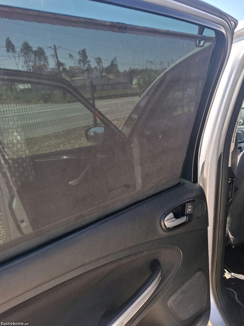 Ford S-Max 1.8 tdci — fotografia 3