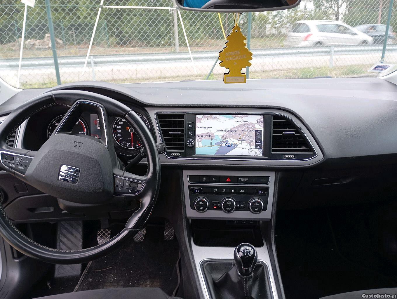 Seat Leon SEAT Leon Style 1.6 TDI 116cv — photo 3