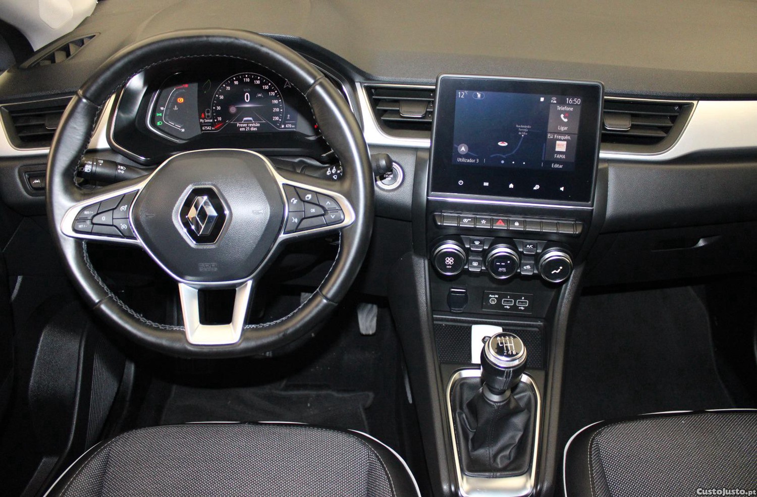 Renault Captur 1.0 TCE TECHNO — fotografia 31