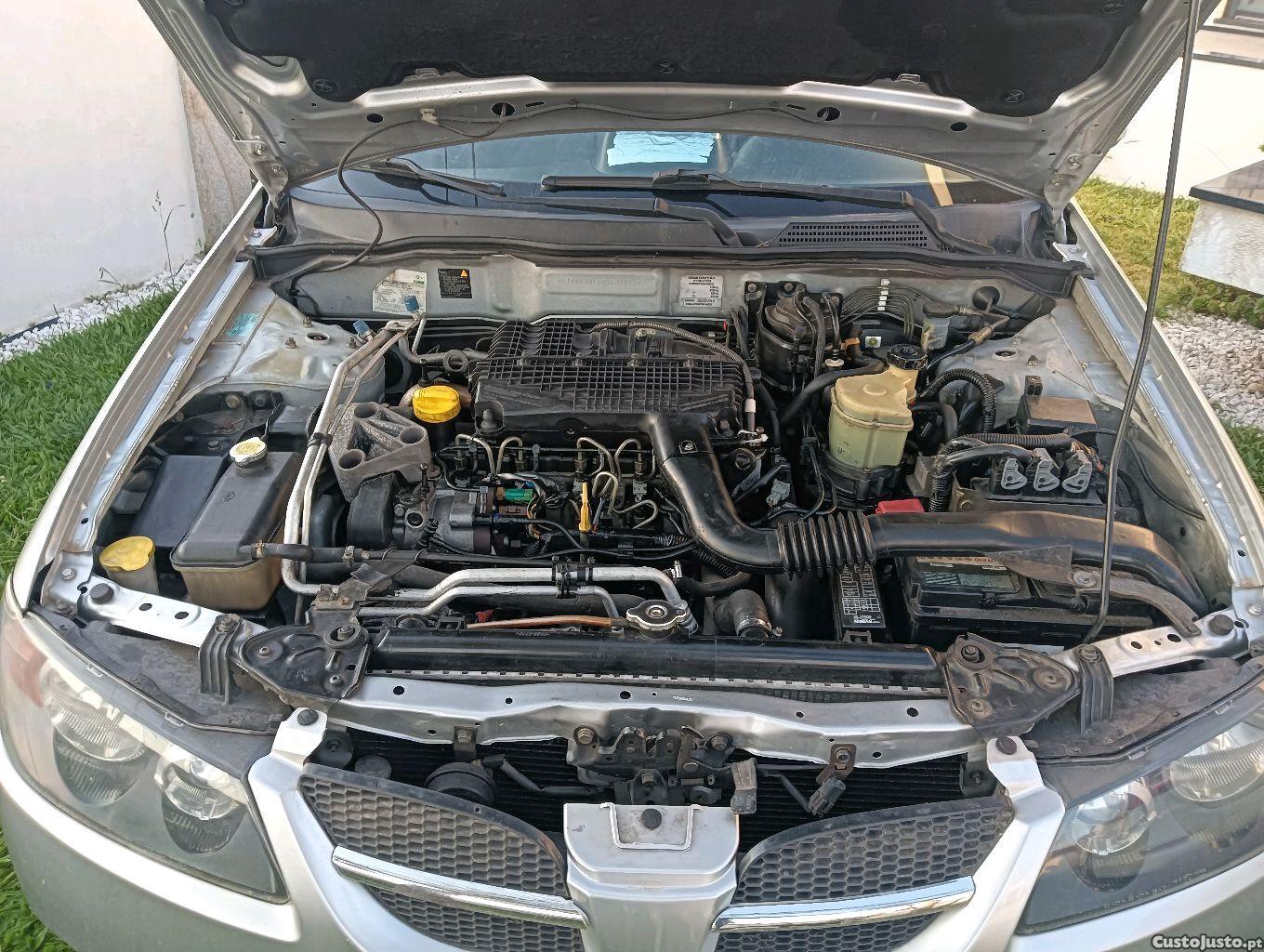 Nissan Almera 1.5 dci — fotografia 6