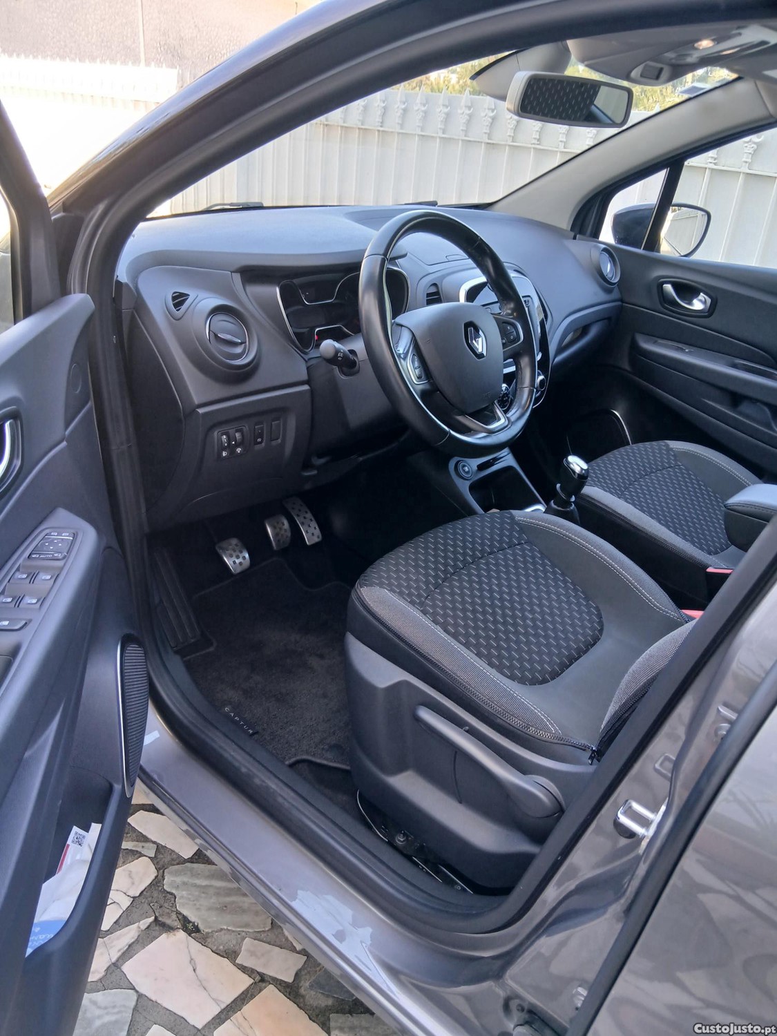 Renault Captur Intense 110CV — fotografia 7