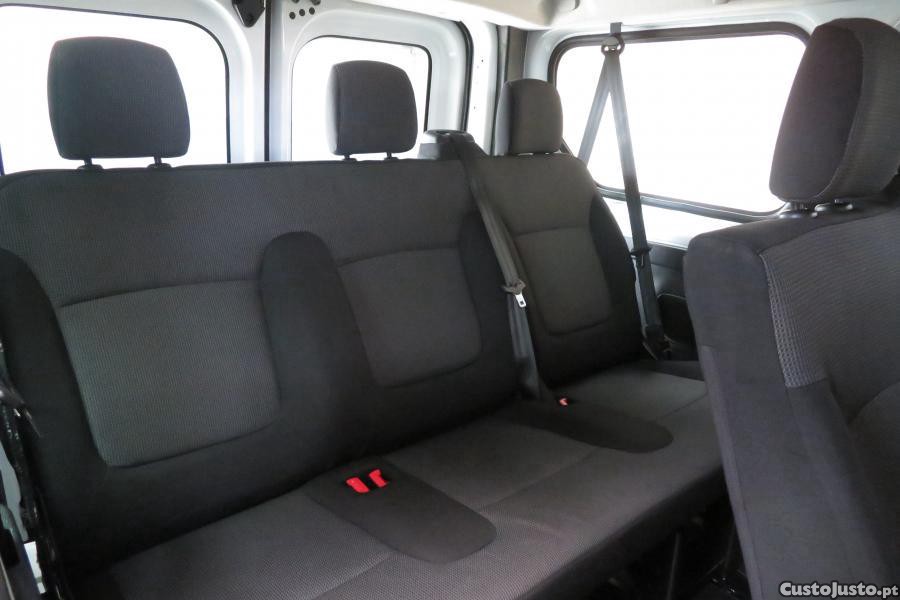 Renault Trafic 2.0 Blue dCi L1 Inte — fotografia 10