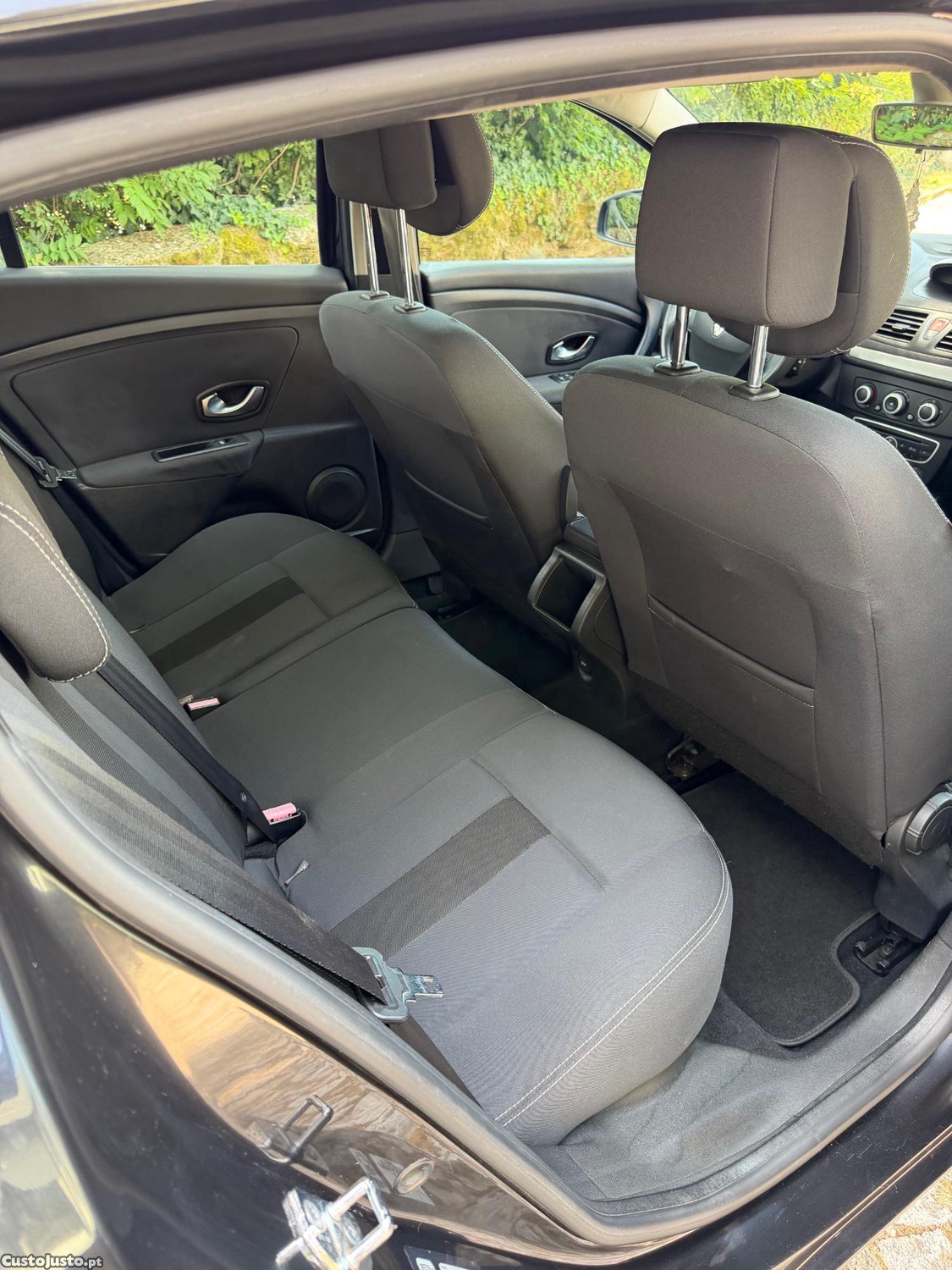 Renault Mégane III 1.5 dci 105cv — fotografia 14