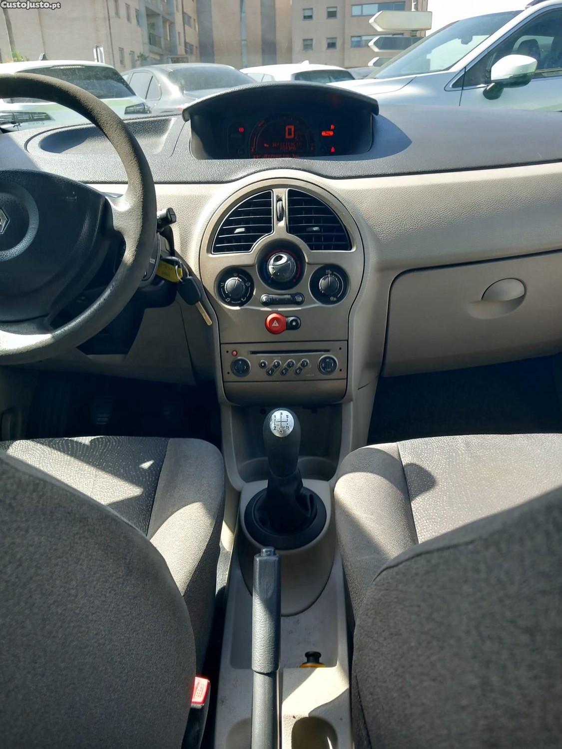 Renault Modus 1.2 Confort — fotografia 6