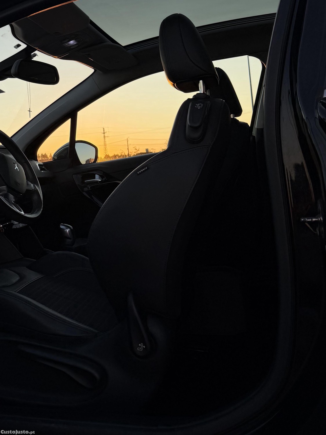 Peugeot 208 Peugeot 208 1.6 VTi 120 Allure  3 portas  Gasolina — photo 4