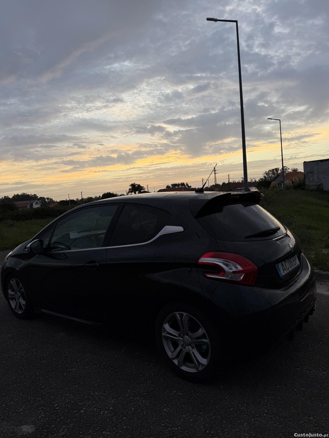 Peugeot 208 Peugeot 208 1.6 VTi 120 Allure  3 portas  Gasolina — photo 3