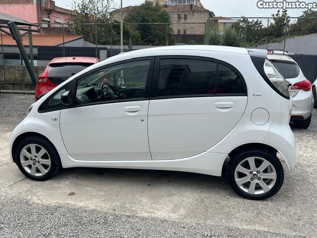 Citroën C-Zero SEDUCTION — photo 2