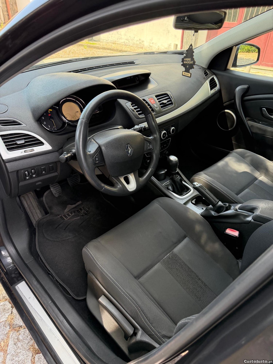 Renault Mégane III 1.5 dci 105cv — fotografia 18