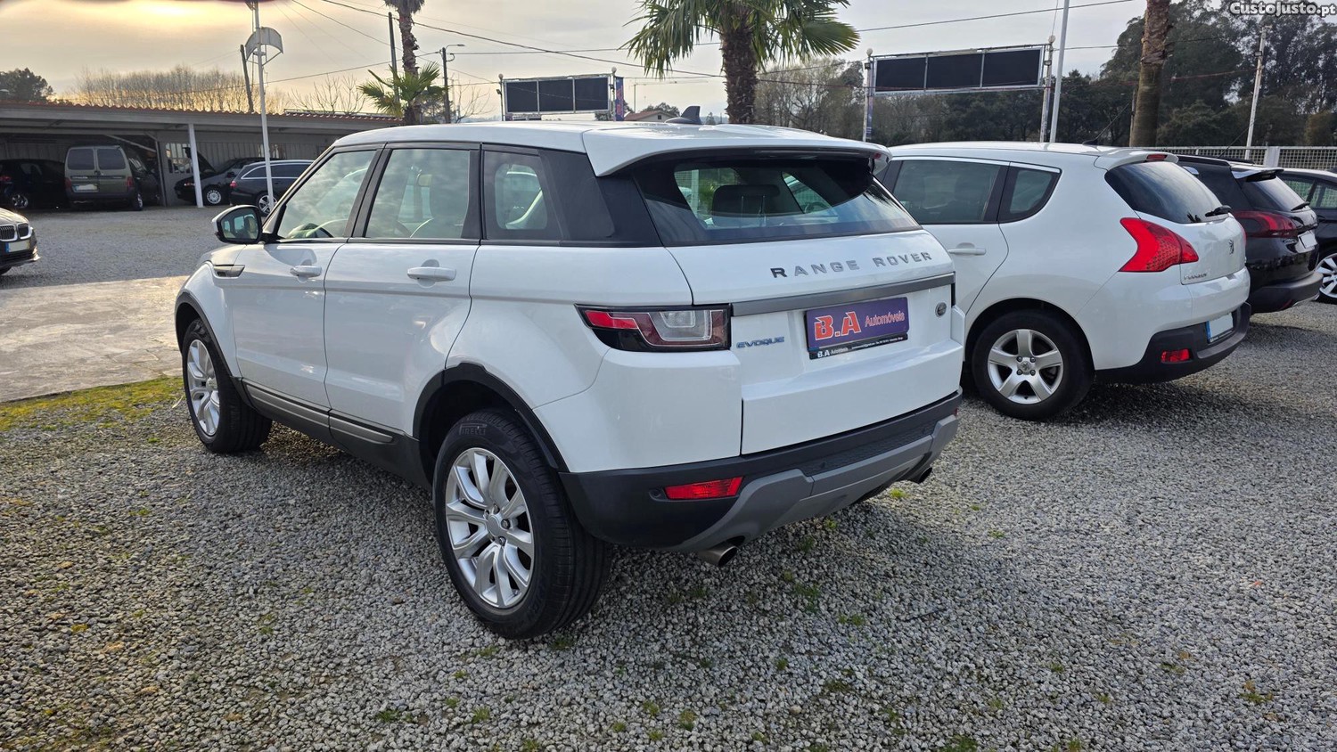 Land Rover Evoque 2.0 TD4 150cv — fotografia 11