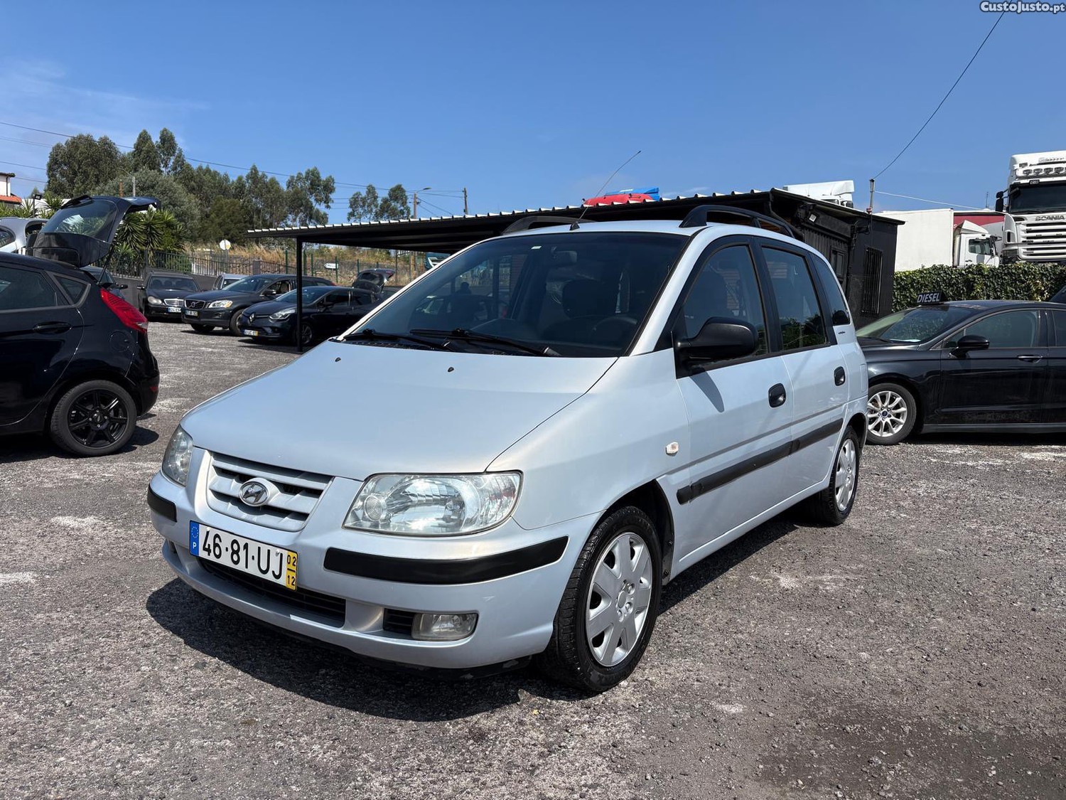 Hyundai Matrix 1.5 CRDi GLS — fotografia 19