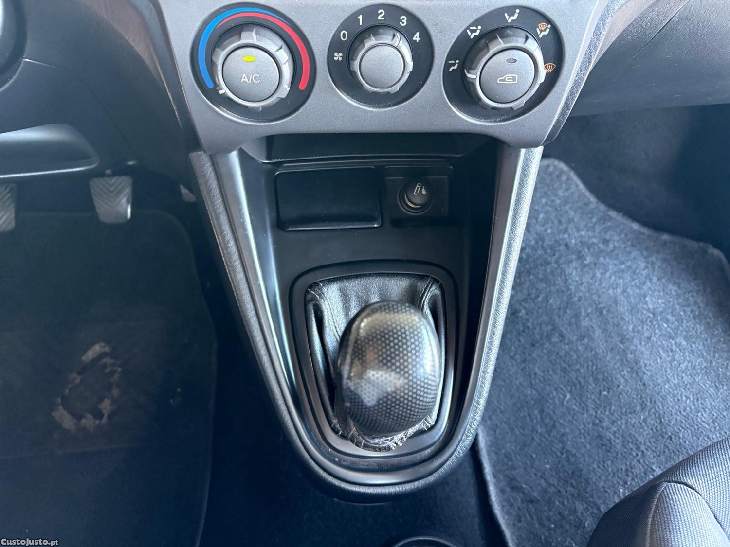 Hyundai Matrix 1.5 CRDi GLS — fotografia 6