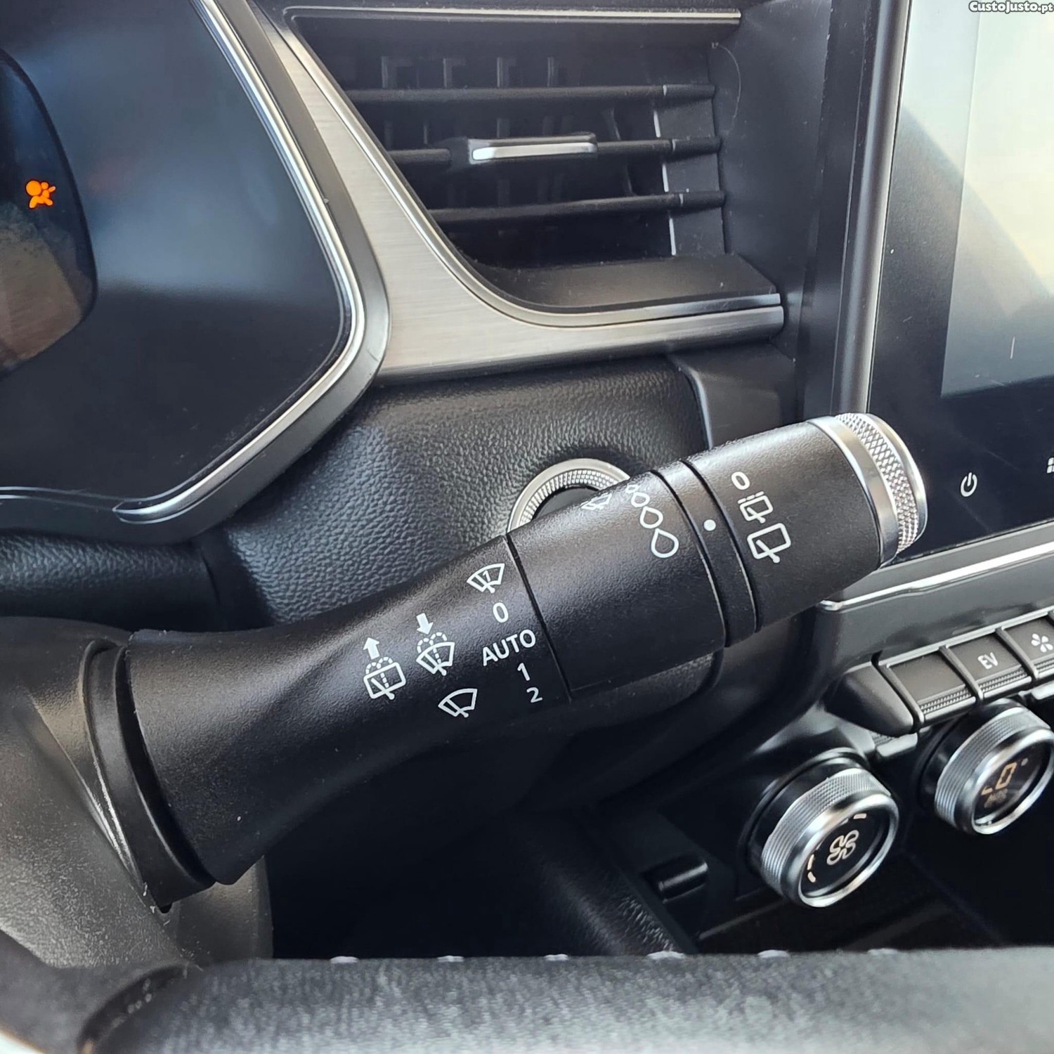 Renault Captur 1.6 E-Tech Plug-In Exclusive — fotografia 2