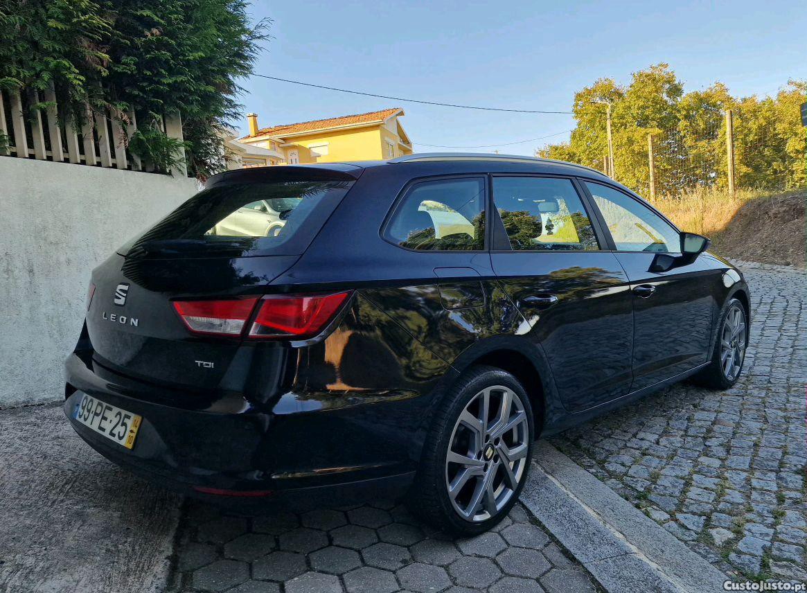 Seat Leon 1.6 TDI 110cv Aceito Retoma - 14 foto 5