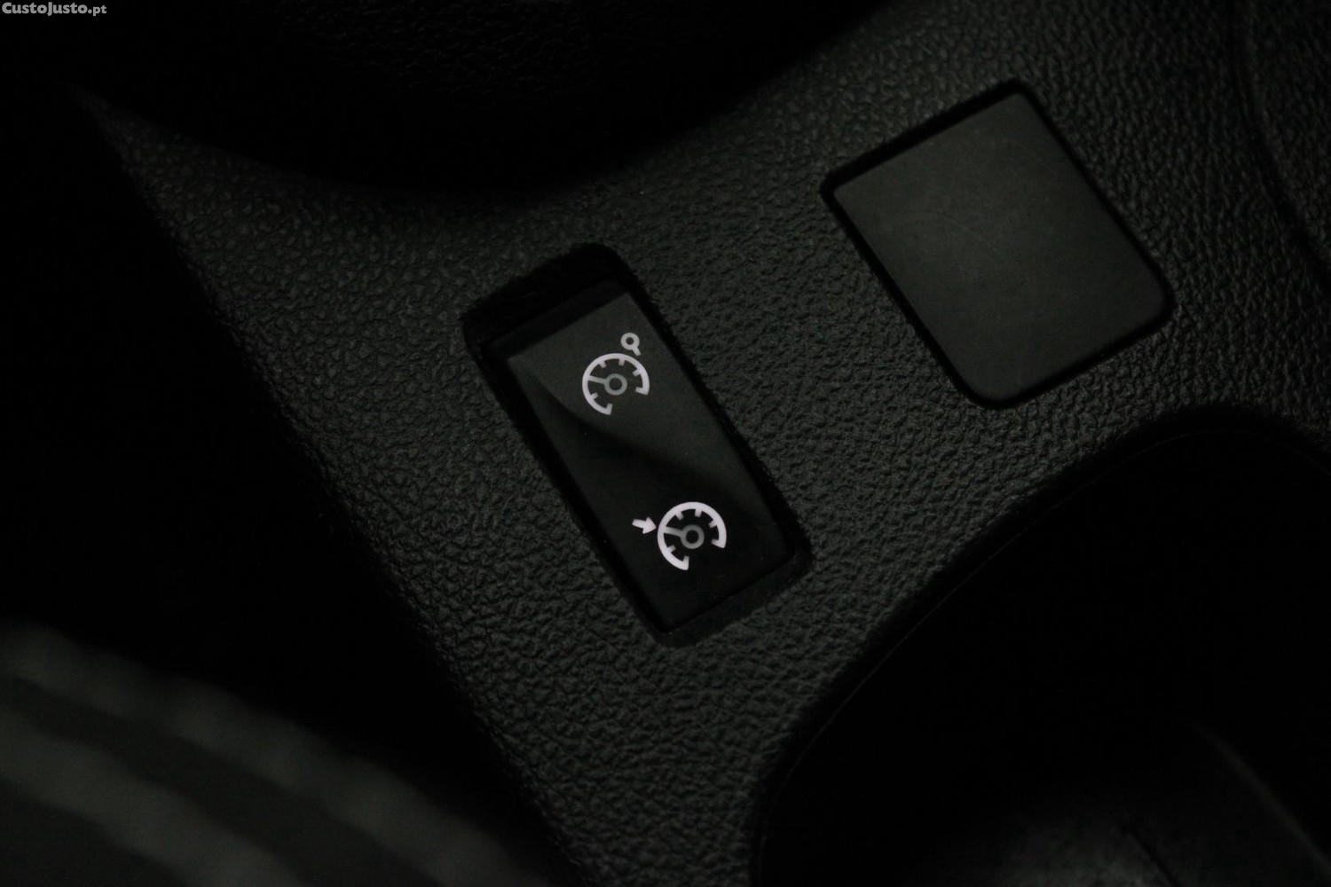 Renault Clio 1.5 DCI ZEN — fotografia 8