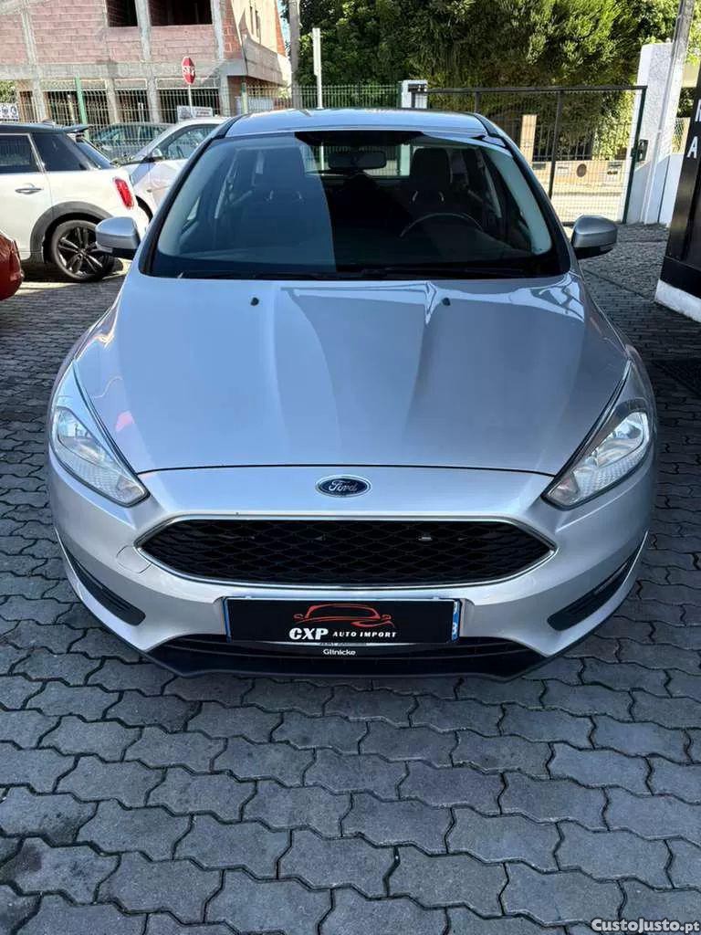 Ford Focus 1.5 ecoblue s&s aut. cool&connect — fotografia 13