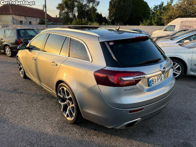 Opel Insignia Sport Tourer 2.8 V6 Turbo OPC 4x4 - 15 foto 4
