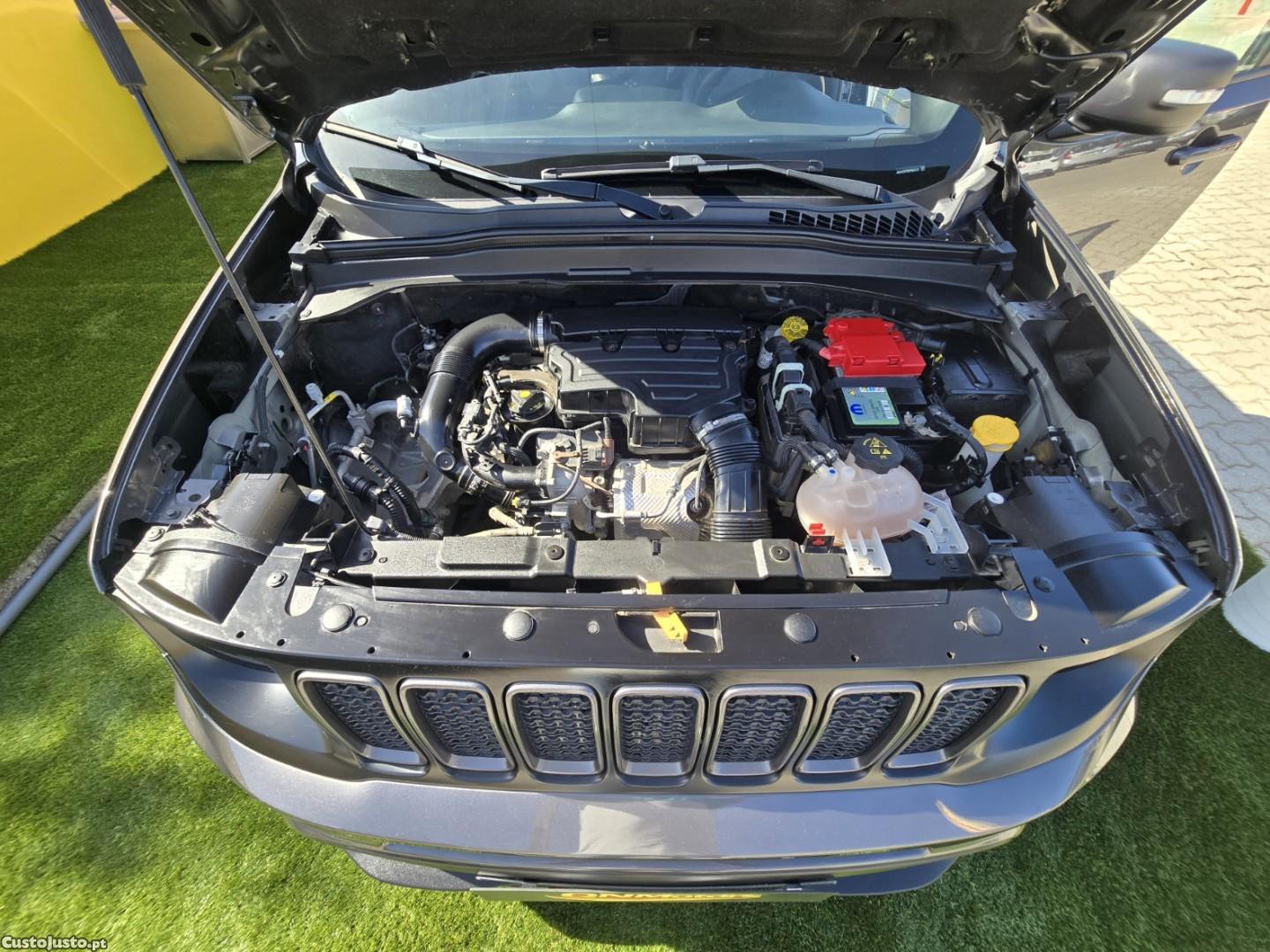 Jeep Renegade 1.0 T 80º Aniversário — fotografia 12