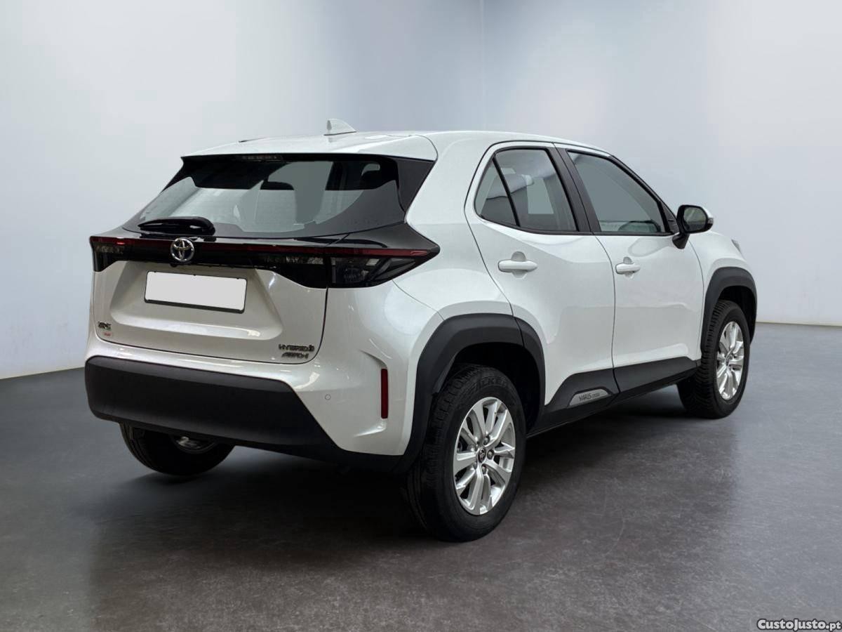 Toyota  1.5 HDF Dynamic Business + beyond Zero Academy - 22 — photo 2