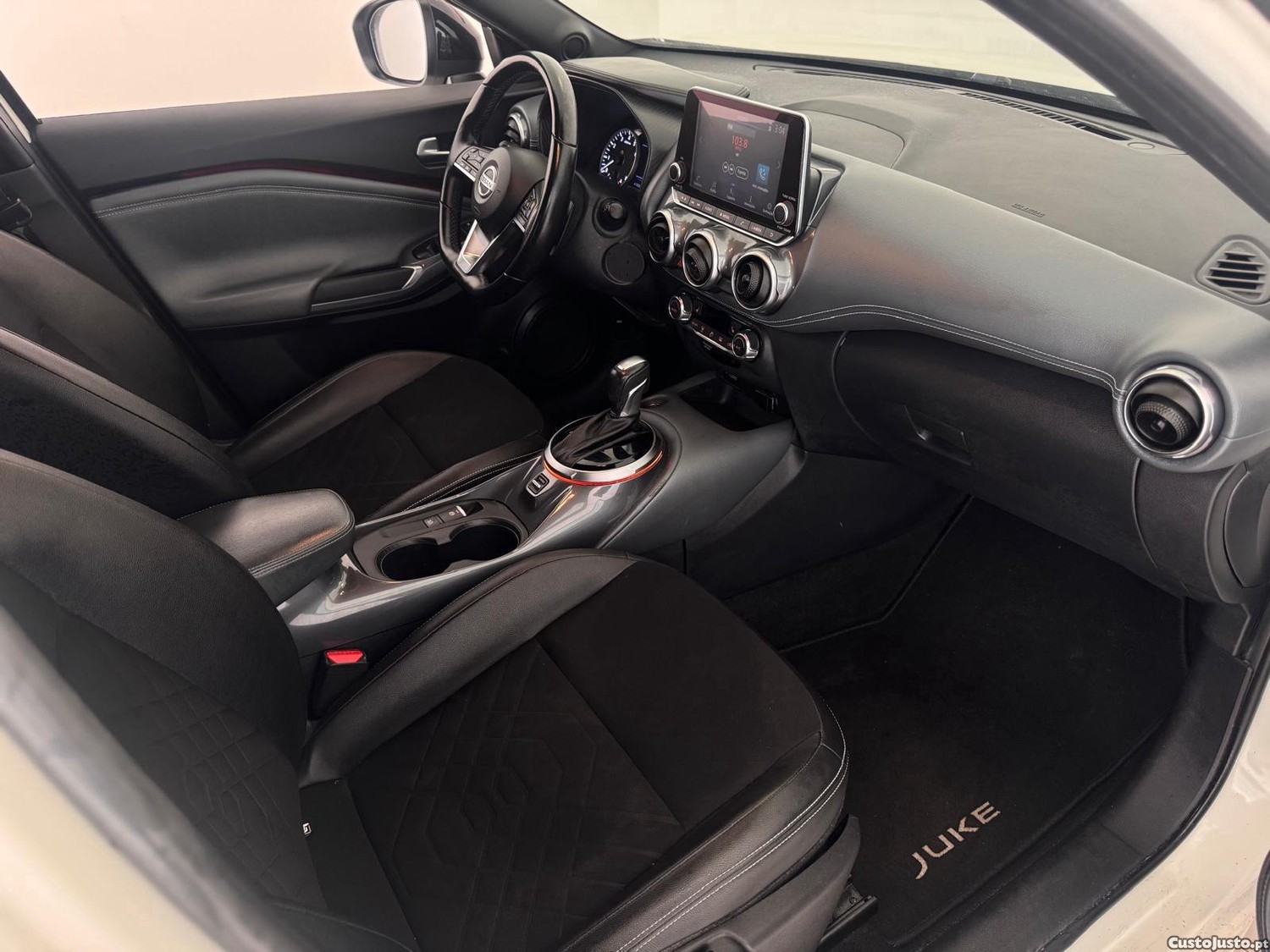 Nissan Juke 1.0 DIG-T Tekna DCT - 20 foto 5