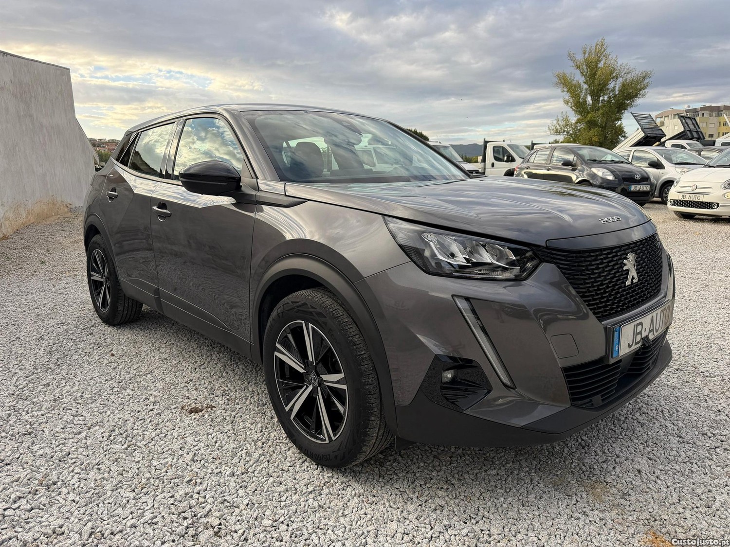 Peugeot 2008 TURBO 100 Style — photo 3