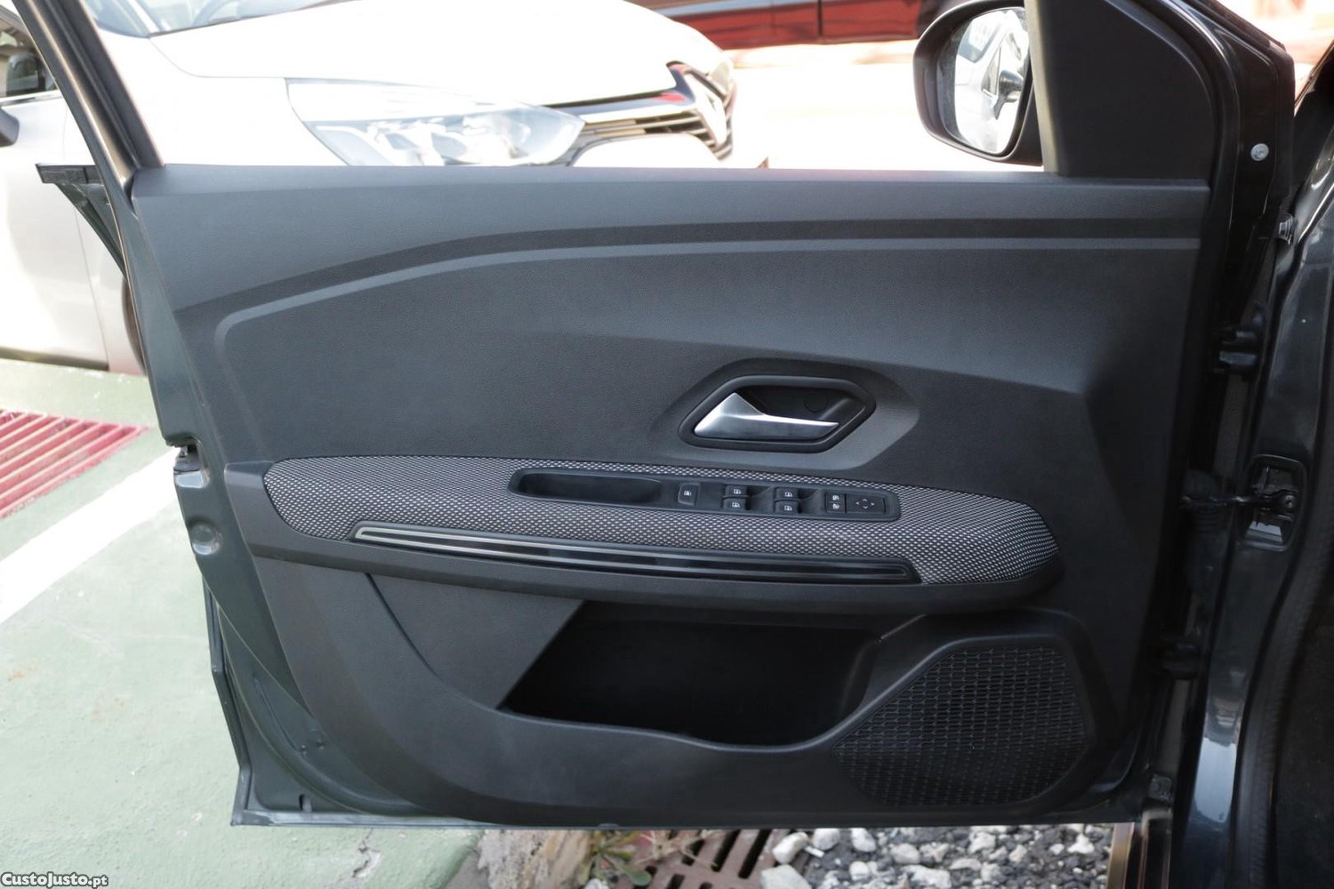 Dacia Jogger 1.0 ECO-G Extreme GPL 101cv — fotografia 29