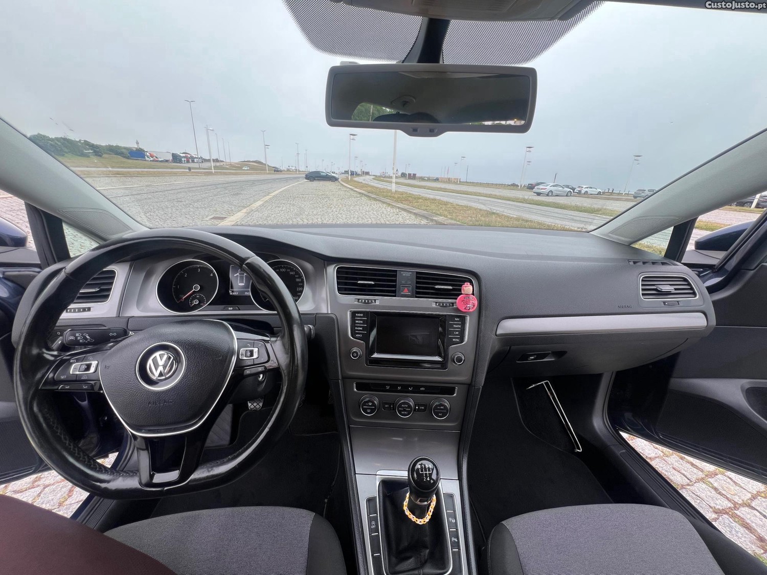 VW Golf Variant — photo 4