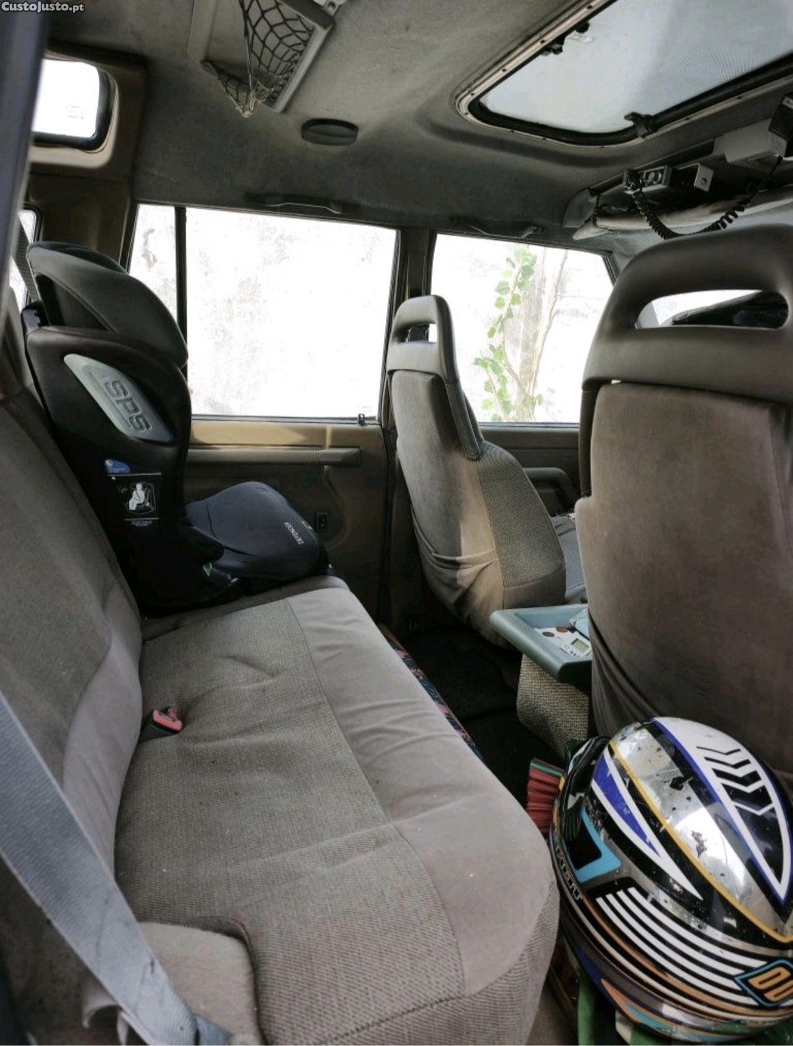 Land Rover Discovery 200 TDI — photo 3