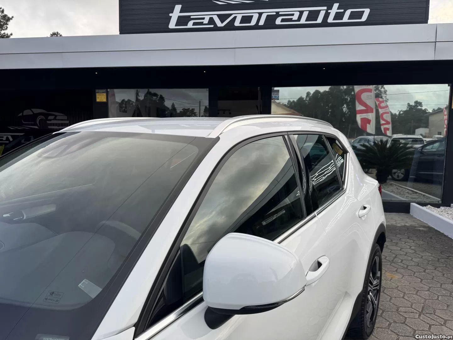 Volvo XC 40 1.5 t4 phev core — fotografia 11