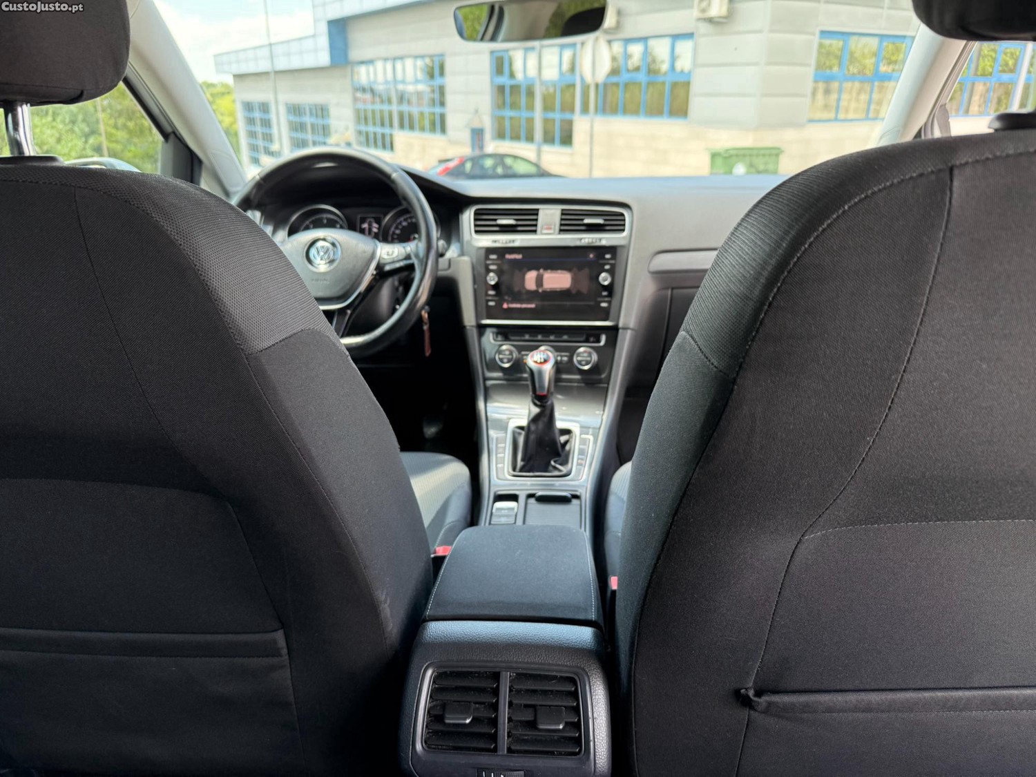 Volkswagen Golf 7.5 Variant 1.6TDI — fotografia 2