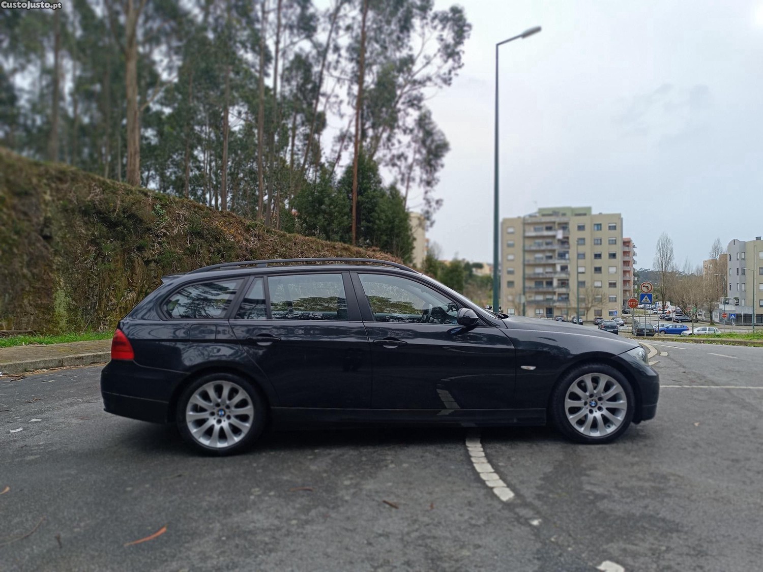 BMW 320 D Touring Entregue com pintura nova e revisão completa — photo 4