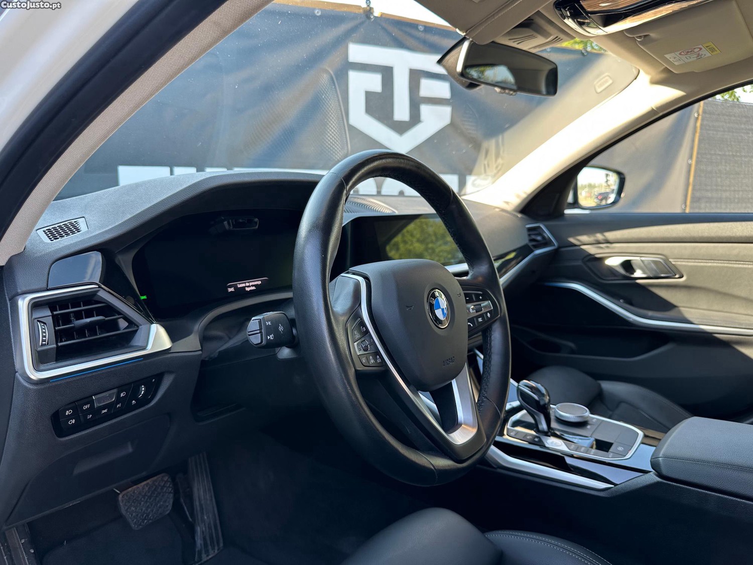 BMW 330 E — fotografia 2