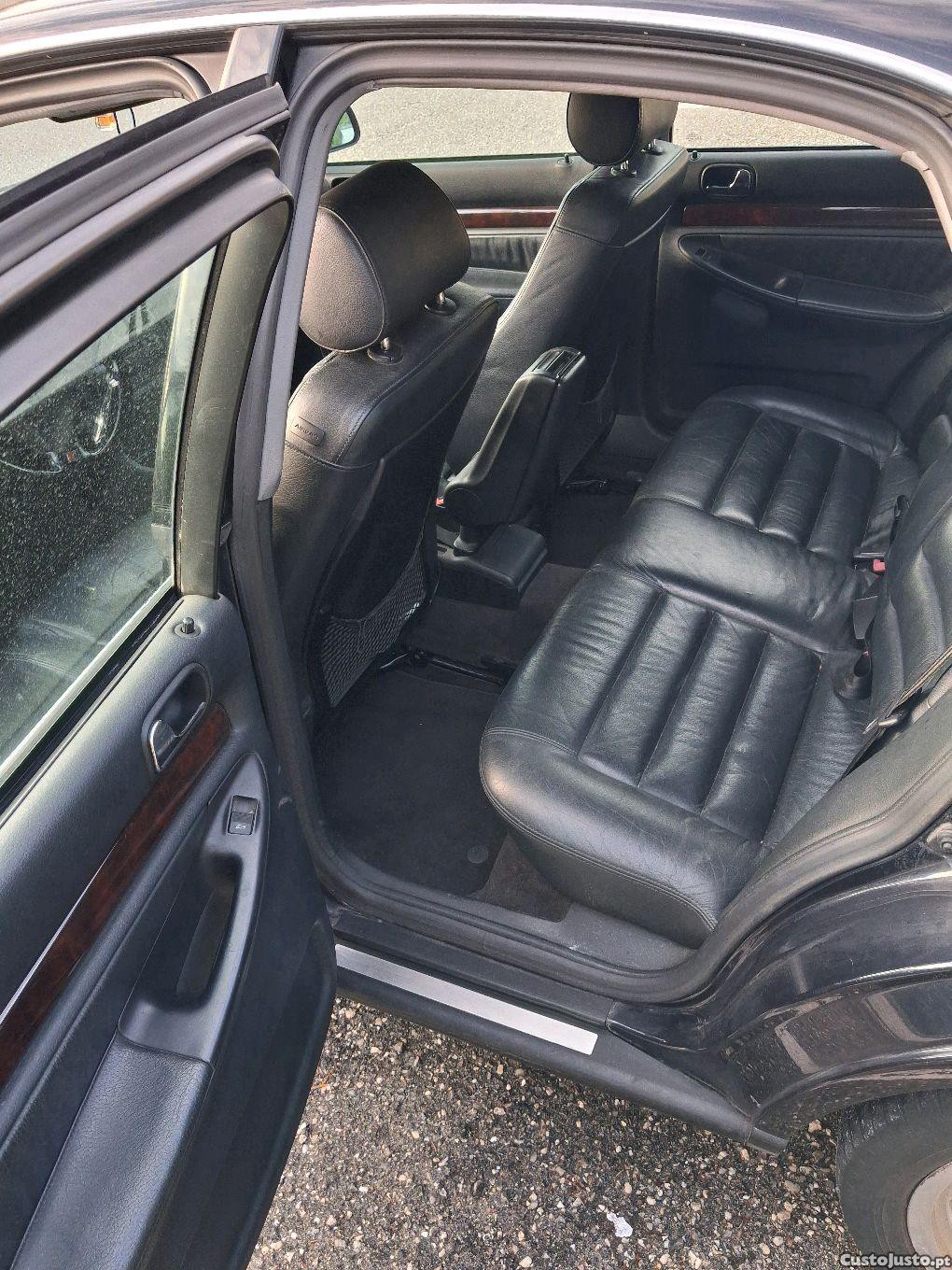 Audi A4 2.5tdi quattro cx manual - 00 foto 2