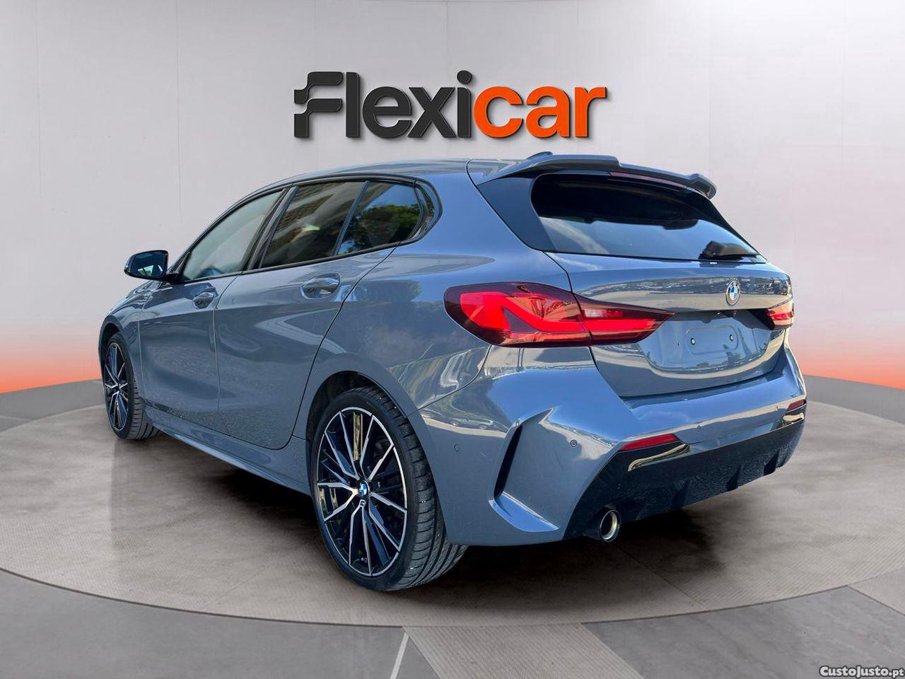 BMW 118 i Pack Desportivo M Auto — fotografia 17