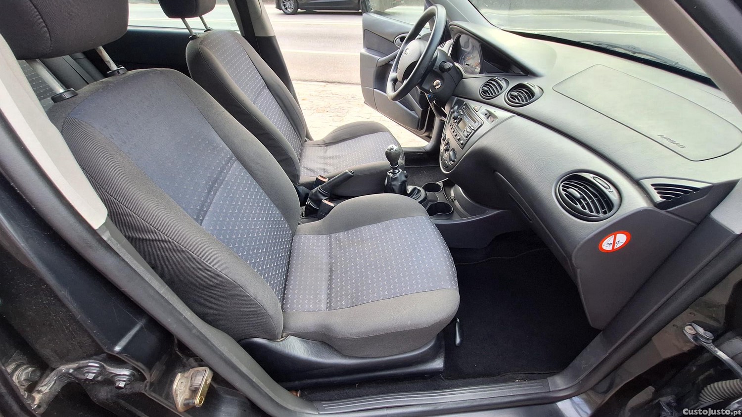 Ford Focus TDDI — photo 3