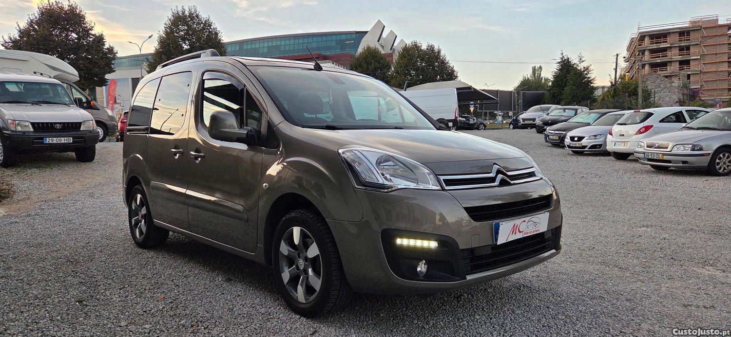 Citroën Berlingo Multispace ( Automatica ) — fotografia 10