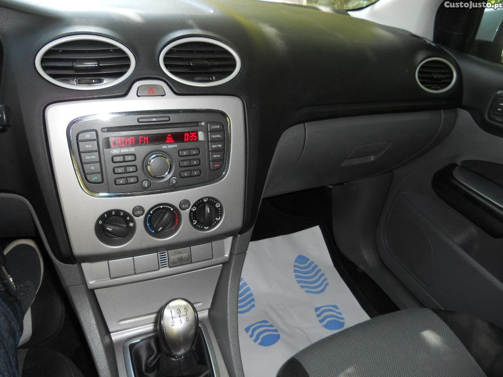 Ford Focus Sport — fotografia 2